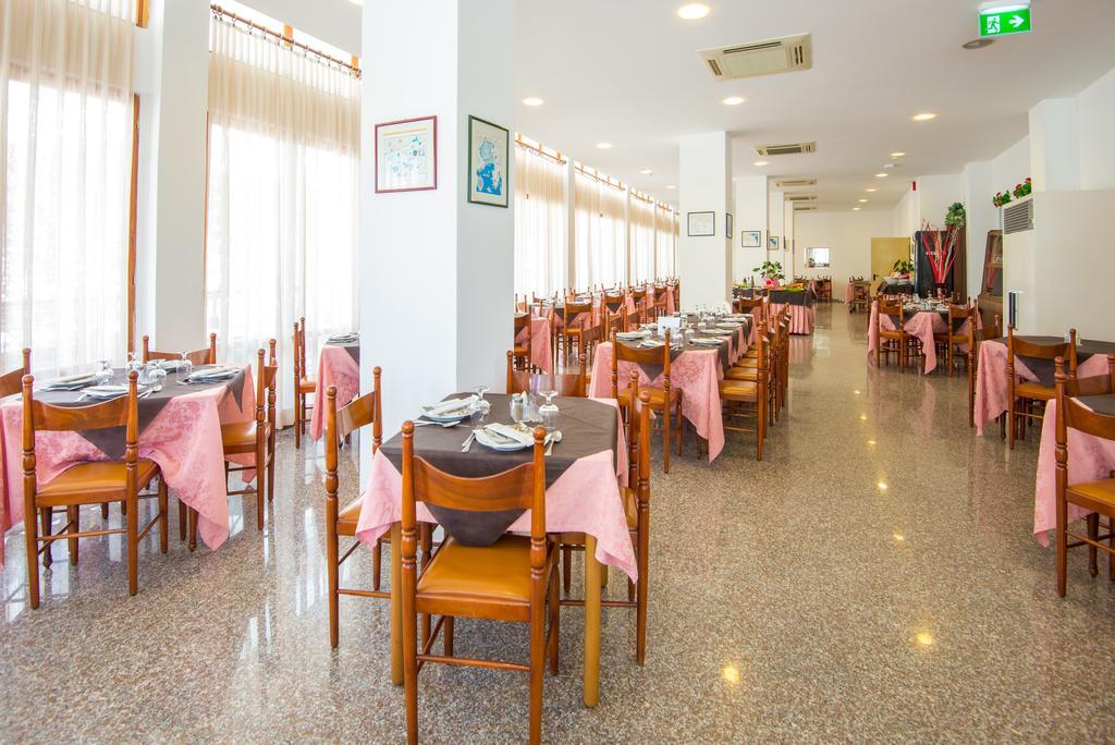 Hotel Venezia Κατόλικα Εξωτερικό φωτογραφία