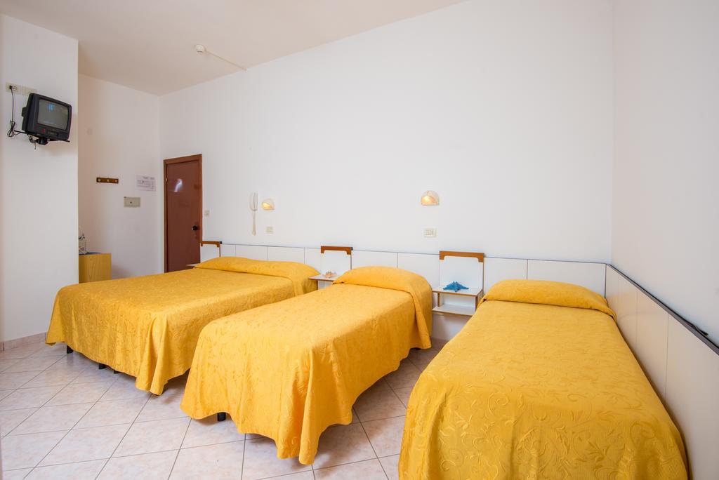 Hotel Venezia Κατόλικα Εξωτερικό φωτογραφία